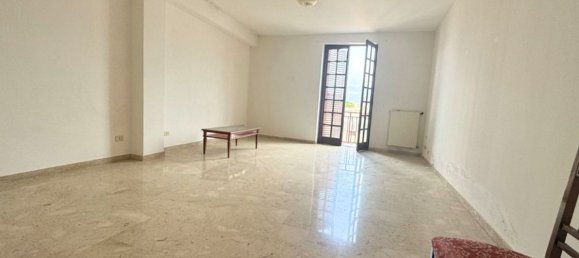 5-salle Appartement à Partinico, Italy No. 51349 7