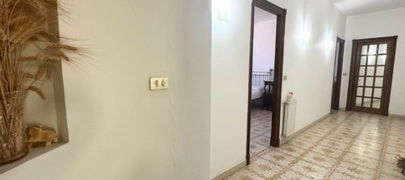 5-salle Appartement à Partinico, Italy No. 51349 20
