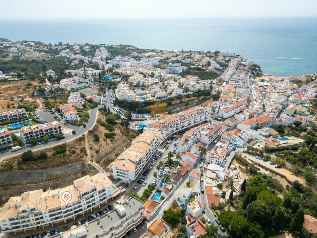 Apartamento de 2 dormitorios en Lagoa, Portugal No. 320806