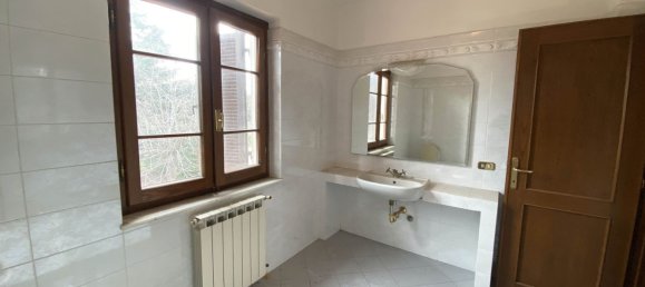 5 rooms House in Fosdinovo, Italy No. 112519 24