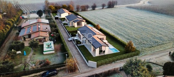 Villa de 4 divisões em Desenzano del Garda, Italy N.º 38978 2