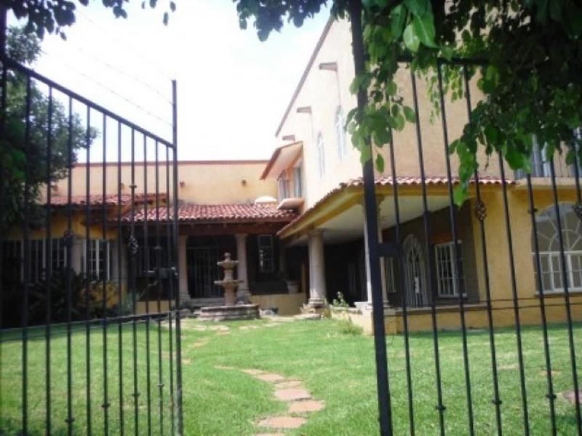 Дом с 5 спальнями в Морелос, Мексика № 146504