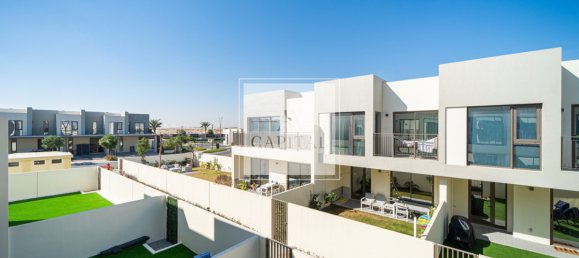 Adosado de 3 dormitorios en Dubai South (Dubai World Central), UAE No. 51823 9