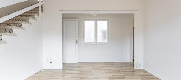 2 bedrooms Penthouse in Gracia, Spain No. 169623 8