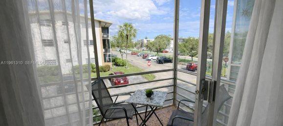 1 dormitorio propiedad comercial en venta en Miami, Miami-Dade, Florida, USA № 615557 11