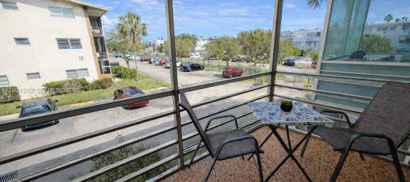 1 dormitorio propiedad comercial en venta en Miami, Miami-Dade, Florida, USA № 615557 12