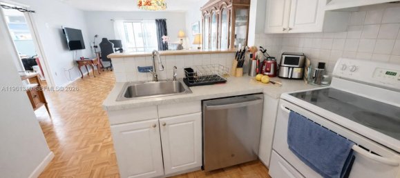 1 dormitorio propiedad comercial en venta en Miami, Miami-Dade, Florida, USA № 615557 18