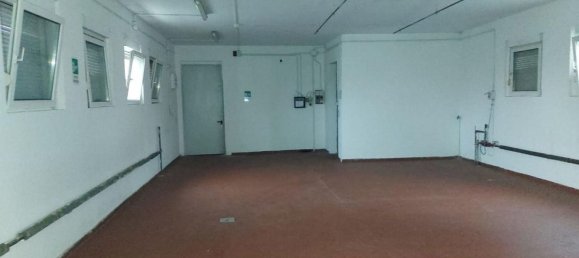 2966m² Warehouse in Collecchio, Italy No. 372502 23