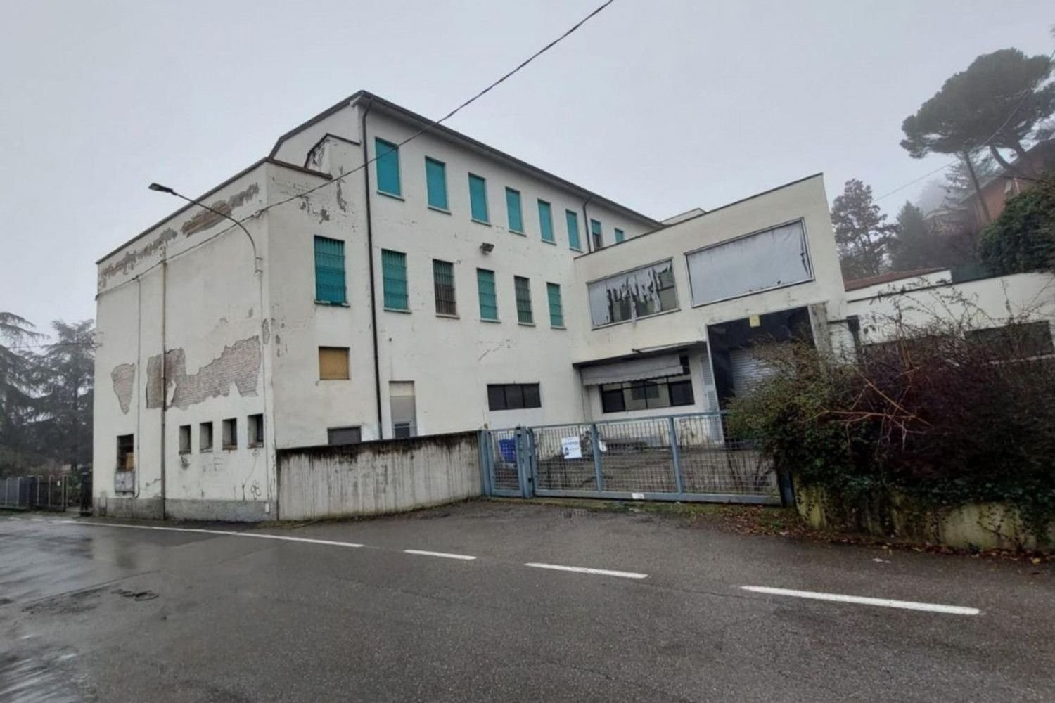 2966m² Warehouse in Collecchio, Italy No. 372502