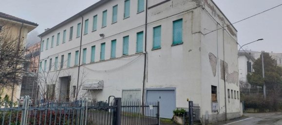 2966m² Warehouse in Collecchio, Italy No. 372502 18