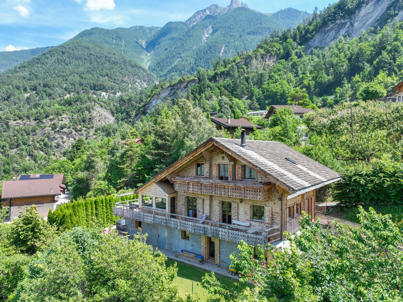 Casa de 4 dormitorios en Saxon, Switzerland No. 143