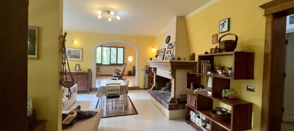 4 bedrooms Villa in Chiusi, Italy No. 53479 10
