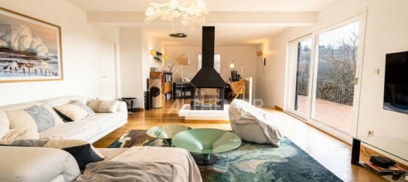 5 bedrooms House in Chessenaz, France No. 160658 8