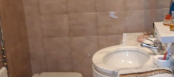 Apartamento T5 em Prato, Italy N.º 376433 5