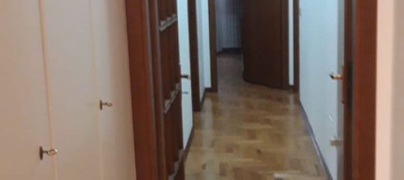 Apartamento T5 em Prato, Italy N.º 376433 13