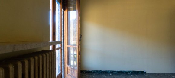 8 rooms House in Terzo, Italy No. 210226 28