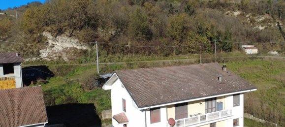 8 rooms House in Terzo, Italy No. 210226 47
