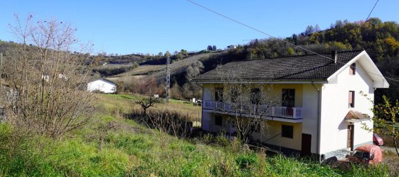 8 rooms House in Terzo, Italy No. 210226 3