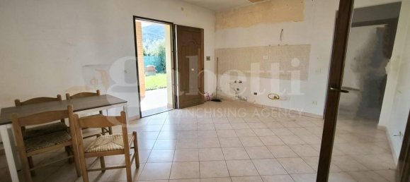 4 rooms House in Scarlino, Italy No. 65092 8