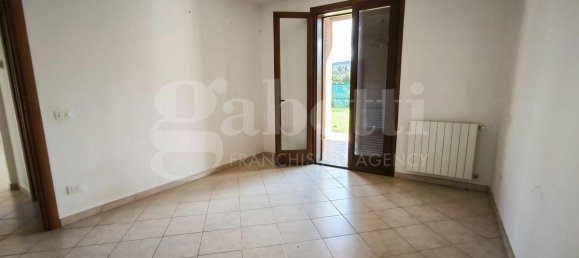 4 rooms House in Scarlino, Italy No. 65092 16