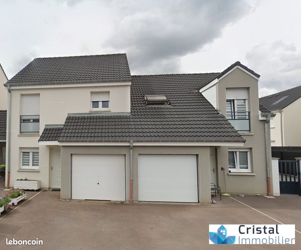 Casa T3 em Bertrange, France N.º 86595