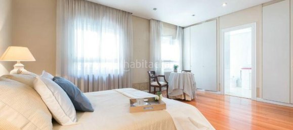 Dúplex de 6 dormitorios en Comunidad Foral de Navarra, Spain No. 33071 42