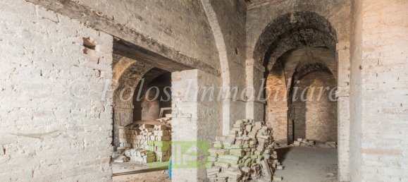 10 bedrooms House in Monte San Pietrangeli, Italy No. 63087 26