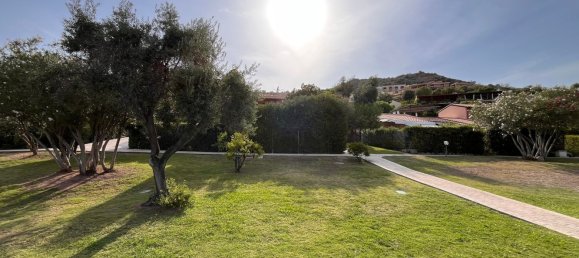 Квартира с 4 спальнями в Пула, Италия № 328909 18