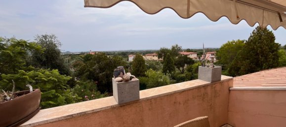 Квартира с 4 спальнями в Пула, Италия № 328909 5