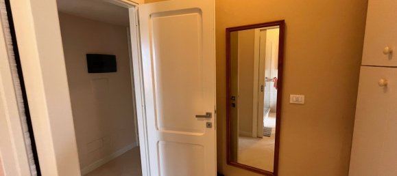 Квартира с 4 спальнями в Пула, Италия № 328909 13