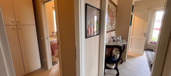 Квартира с 4 спальнями в Пула, Италия № 328909 11