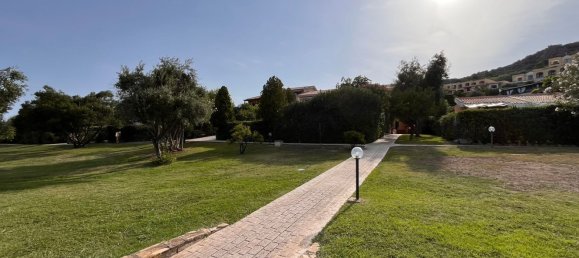 Квартира с 4 спальнями в Пула, Италия № 328909 17