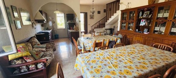 5 bedrooms Villa in Aprilia, Italy No. 362472 4