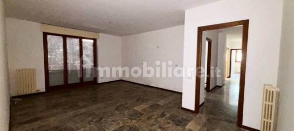 1 bedroom Apartment in Pieve Emanuele, Italy No. 136826 6