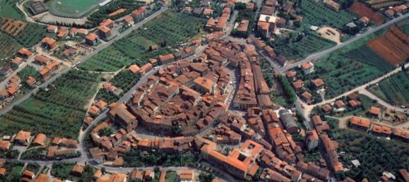 Gewerbliche Immobilie in Foiano della Chiana, Italy 360m², Nr. 278769 12