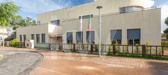 18 Schlafzimmer Gewerbliche Immobilie in Samora Correia, Portugal, Nr. 139397 3