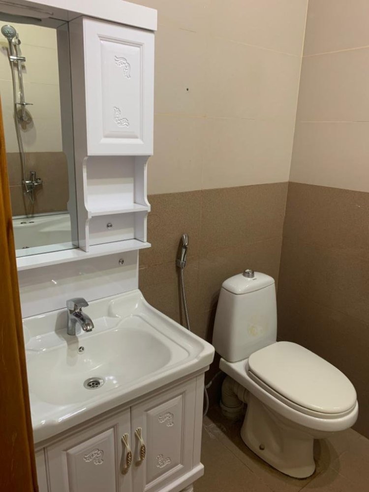 3 bedrooms Apartment in Sabail, Azerbaijan No. 1818