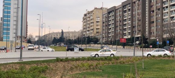 3 bedrooms Apartment in Sabail, Azerbaijan No. 1818 11