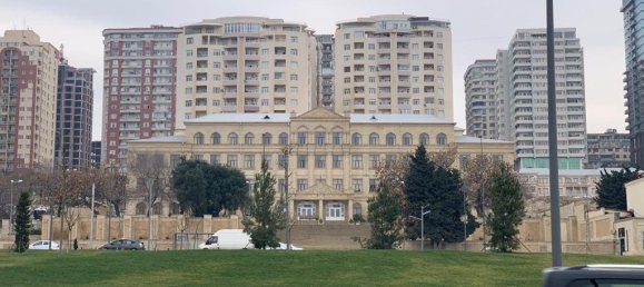 3 bedrooms Apartment in Sabail, Azerbaijan No. 1818 12