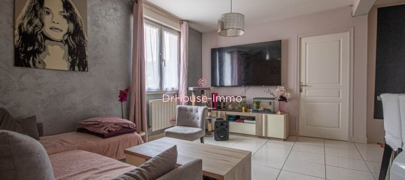 2 chambres Appartement à Limay, France No. 147406 2