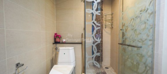 Studio in the Condo in Pattaya, Thailand No. 7963 6