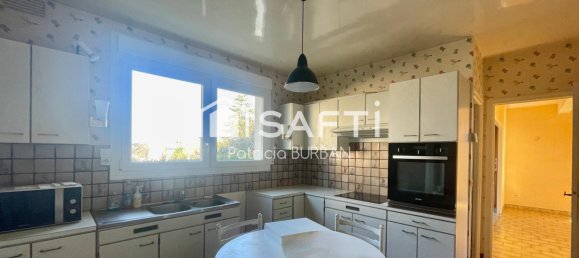 5 bedrooms House in Questembert, France No. 43317 4