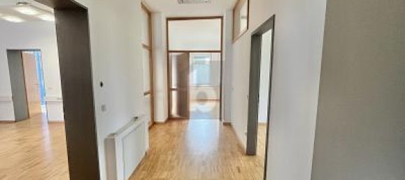 4 rooms Office in Augsburg, Germany No. 202436 2