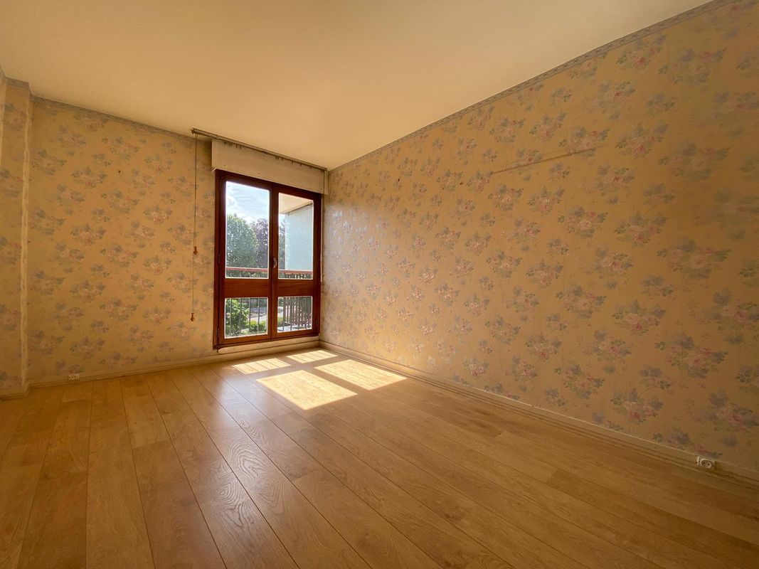 2 bedrooms Apartment in Yvelines, France No. 177852