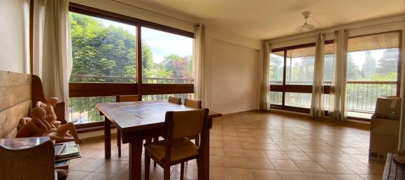 2 bedrooms Apartment in Yvelines, France No. 177852 2