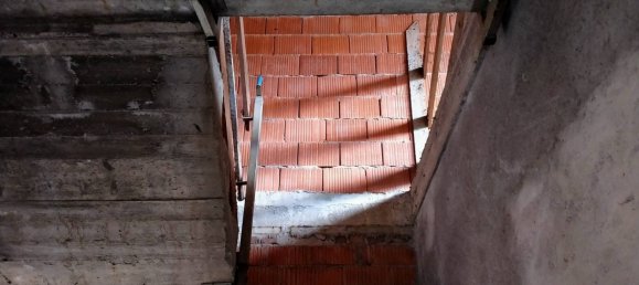 4 bedrooms House in Besozzo, Italy No. 90760 12