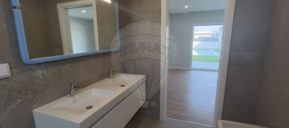 4 bedrooms House in Setubal, Portugal No. 171865 26