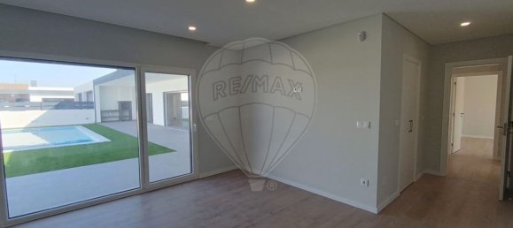 4 bedrooms House in Setubal, Portugal No. 171865 31