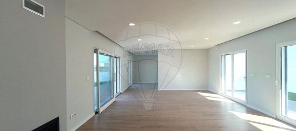 4 bedrooms House in Setubal, Portugal No. 171865 21