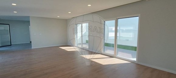 4 bedrooms House in Setubal, Portugal No. 171865 14